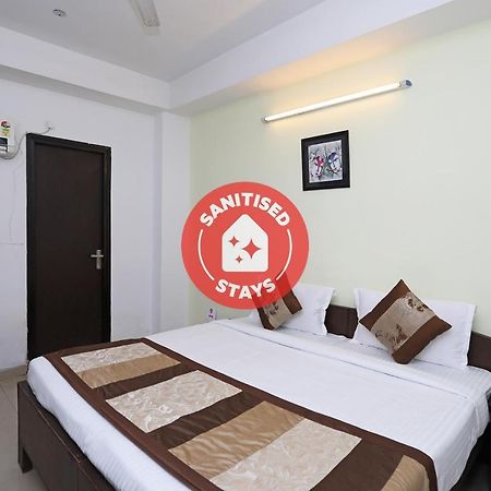 Oyo 11392 The Hotel Grand Hospitality 诺伊达 外观 照片
