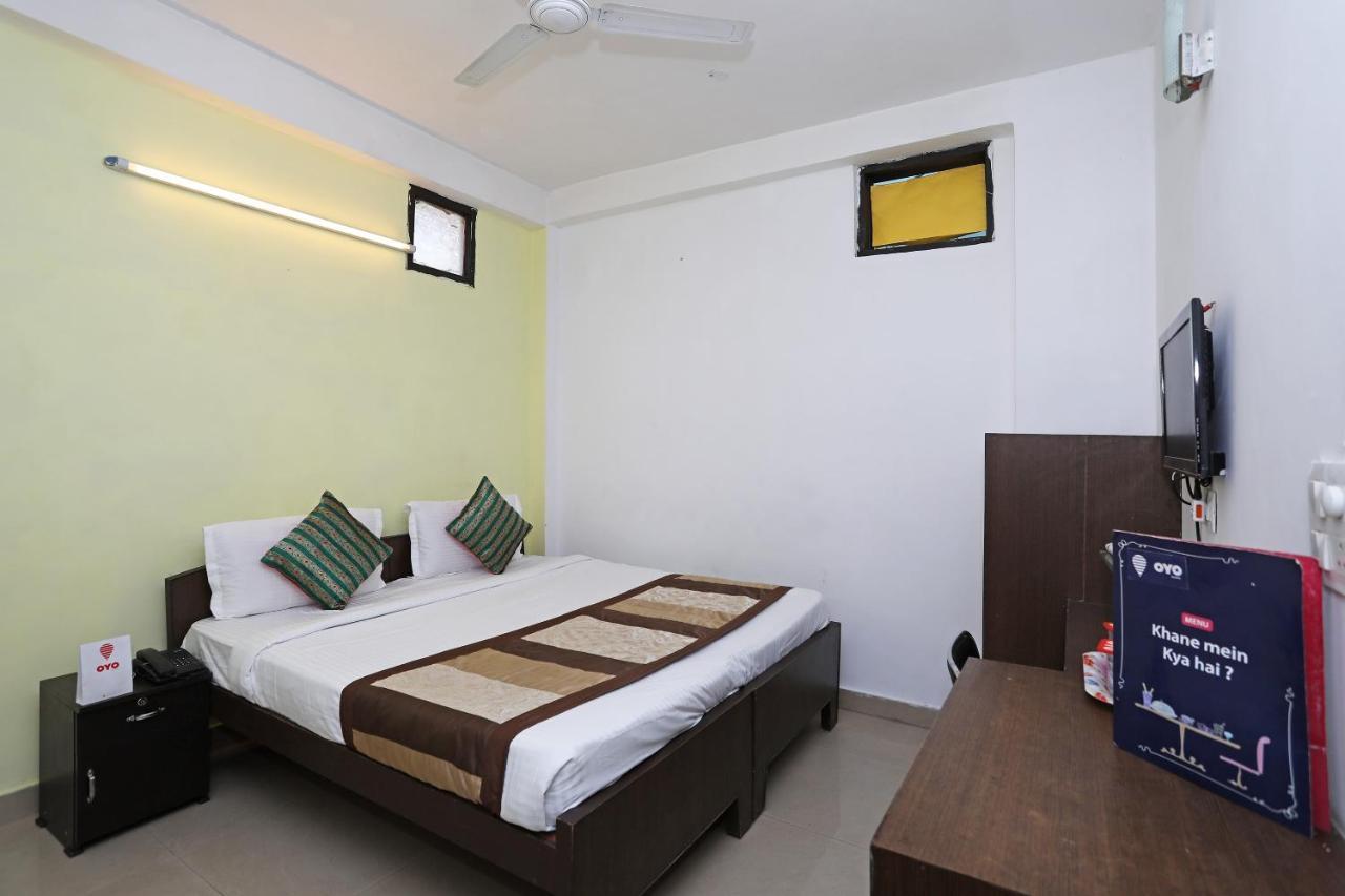 Oyo 11392 The Hotel Grand Hospitality 诺伊达 外观 照片